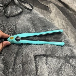 Mini Paul Mitchell teal hair straightener